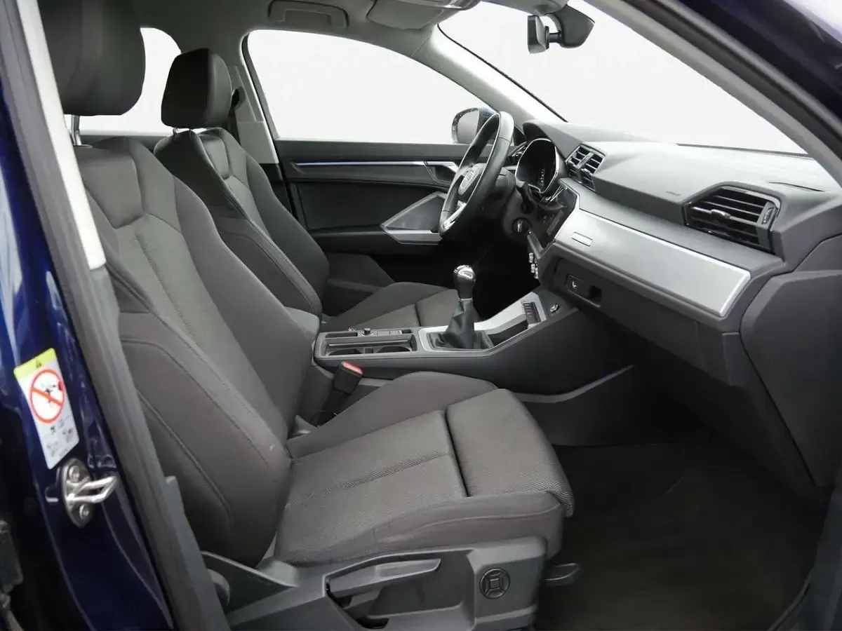 Gebraucht Audi Q3 S-Line 150 PS (110 kW) 2022 Navarrablau metallic SUV