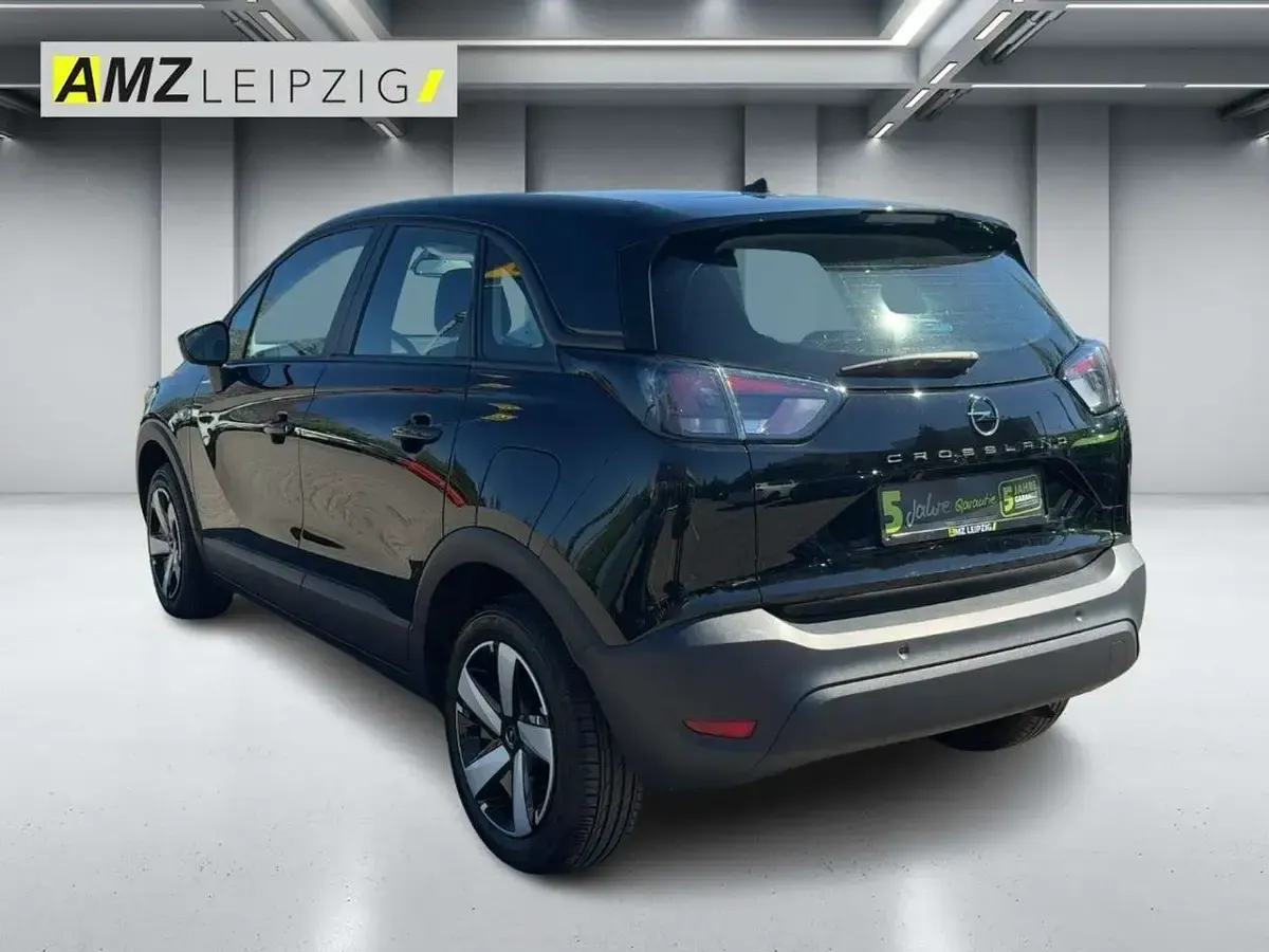 Gebraucht Opel Crossland X Enjoy 131 PS (96 kW) 2024 Lackierung schwarz perla nera/ SUV