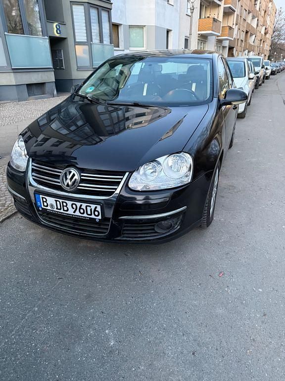 Gebraucht VW Jetta Comfortline 105 PS (77 kW) 2009 Schwarz Limousine