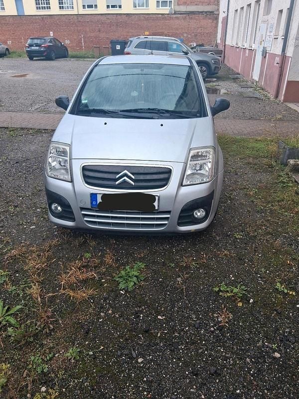 Silber Gebraucht 2009 Citroën C2 Kleinwagen | 3.800 € - Bild 1/4