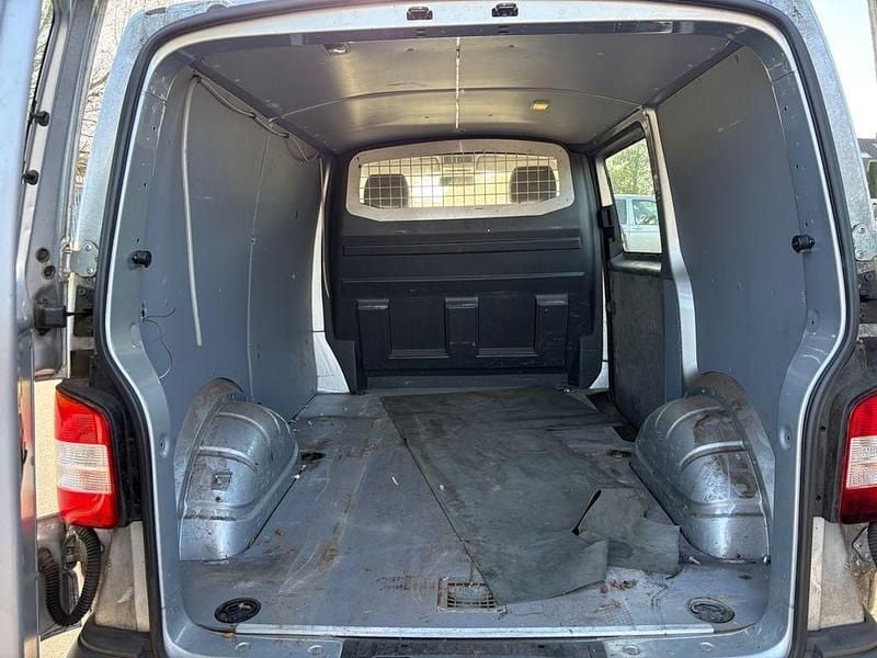 Second-hand VW Transporter 140 CP (102 kW) 2012 Argintiu Van