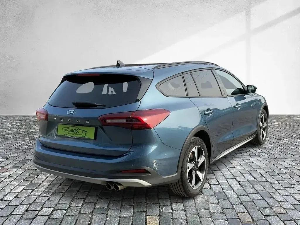 Używany Ford Focus Active 125 KM (91 kW) 2025 Niebieski Kombi