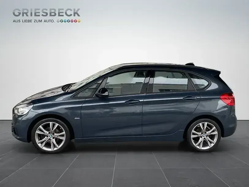 Gebraucht BMW 218 Active Tourer Sport Line 150 PS (110 kW) 2017 Grau Van / Kleinbus
