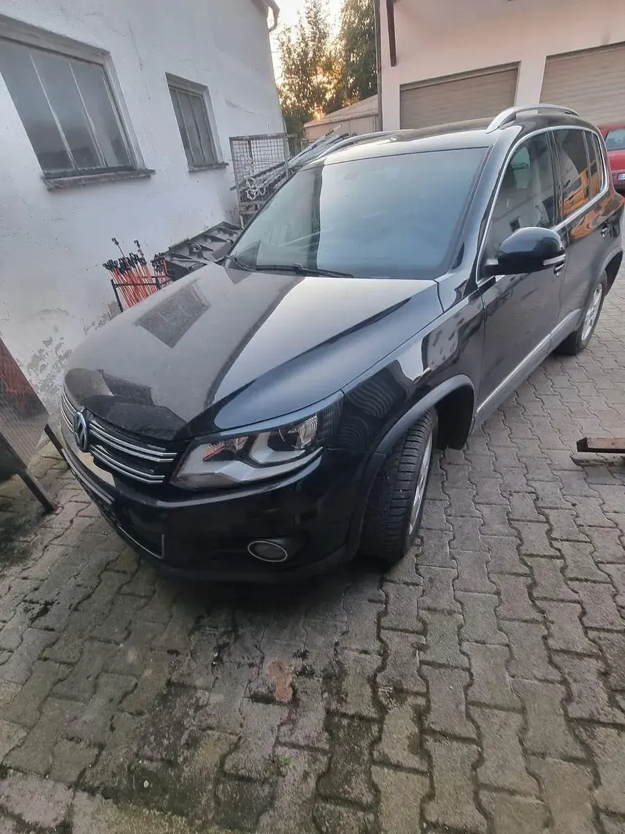Gebraucht VW Tiguan Life 177 PS (130 kW) 2013 Schwarz SUV