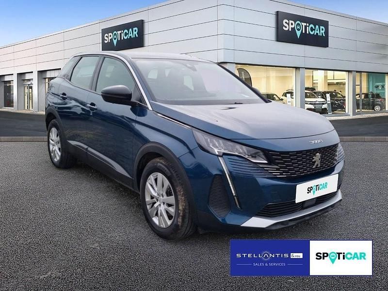 Gebraucht Peugeot 3008 Active 131 PS (96 kW) 2023 Blau SUV