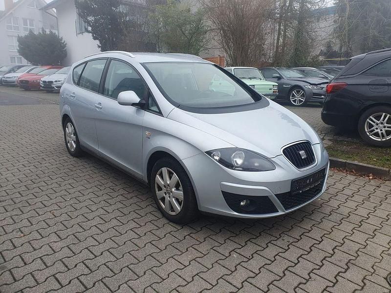 Gebraucht Seat Altea Stylance 160 PS (117 kW) 2010 Grau SUV