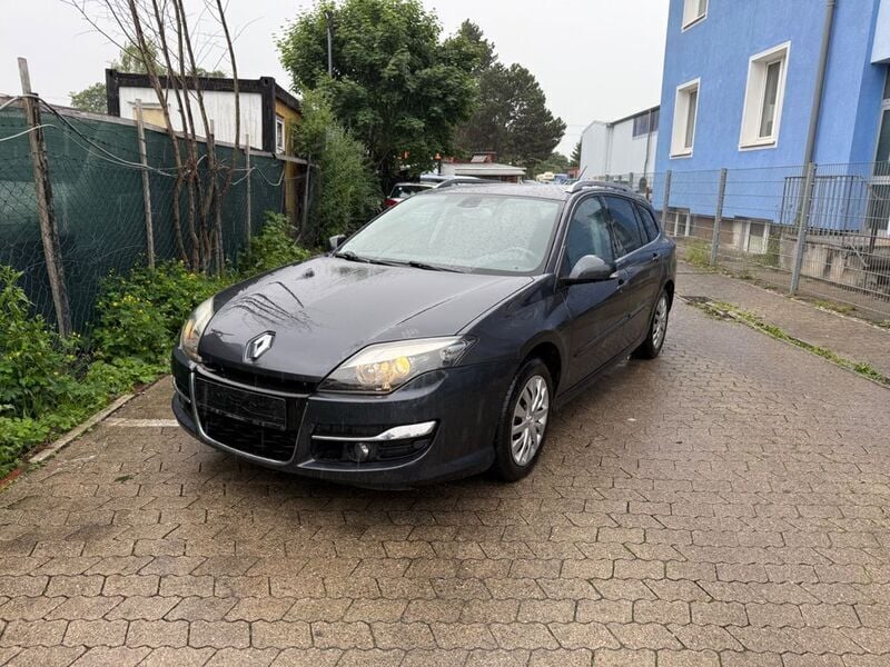 Grau Gebraucht 2012 Renault Laguna III Dynamique Limousine | 2.490 € (Superpreis) - Bild 1/4