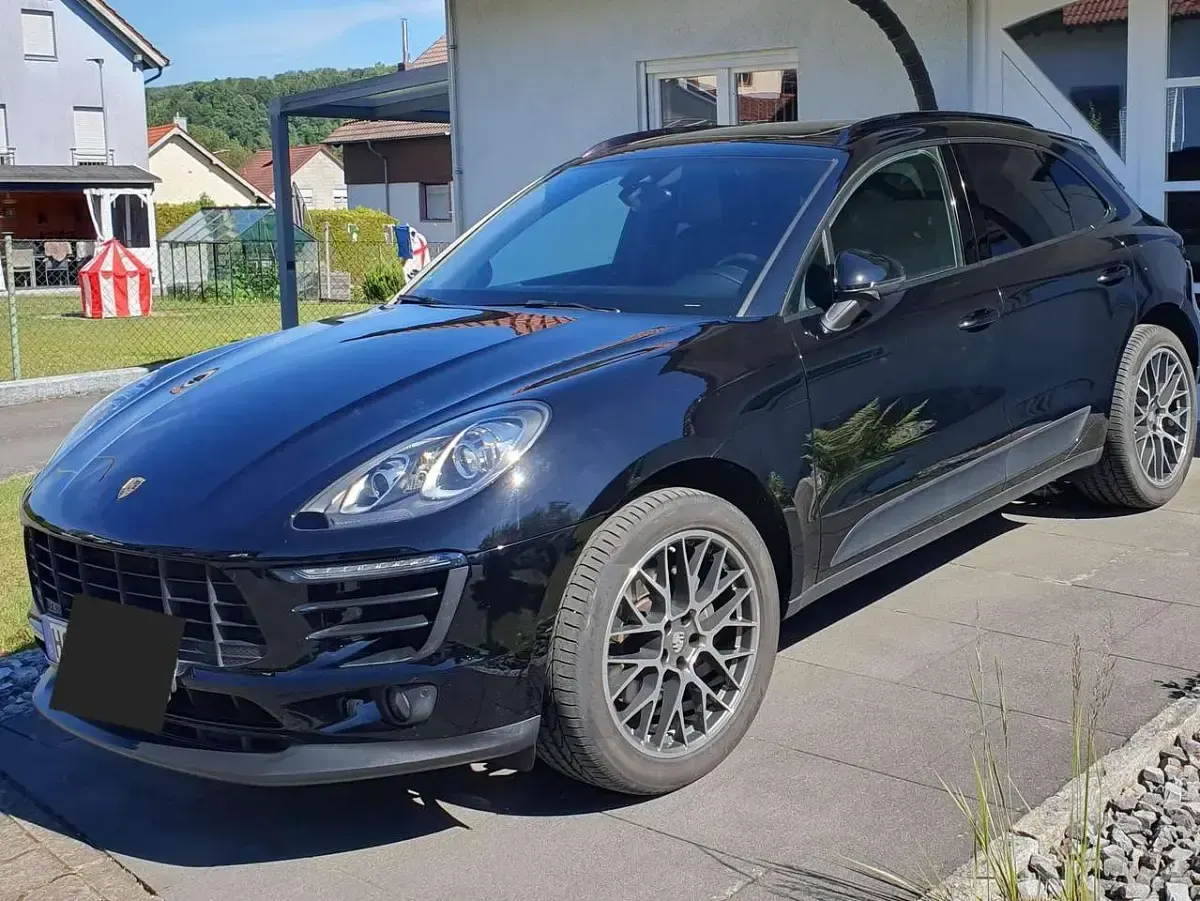 Gebraucht Porsche Macan 252 PS (185 kW) 2018 Schwarz SUV