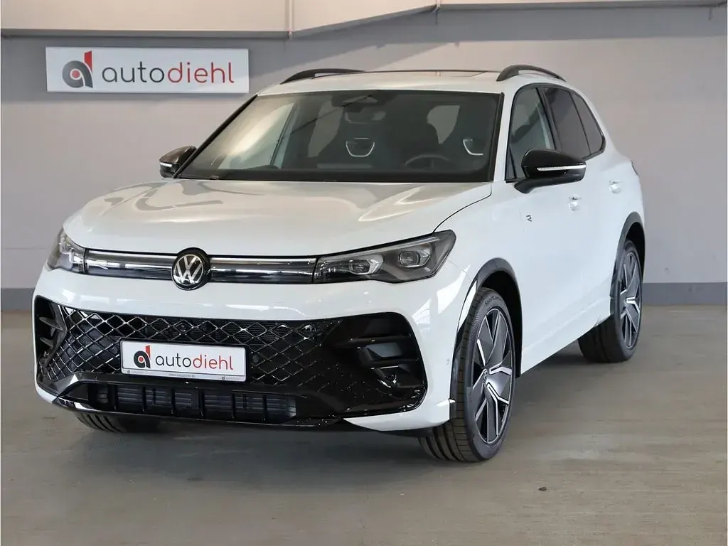 Gebraucht VW Tiguan R-line 150 PS (110 kW) 2025 Weiß SUV