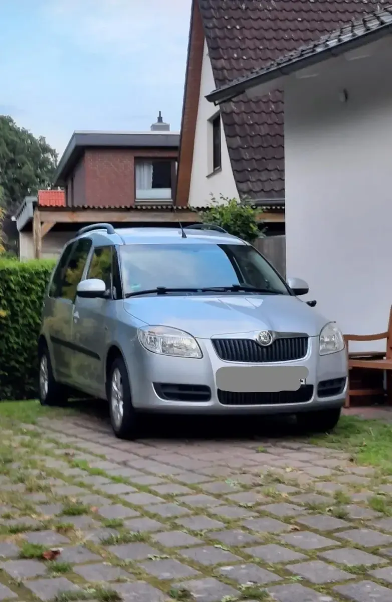 Gebraucht Skoda Roomster 85 PS (62 kW) 2008 Grau Van / Kleinbus