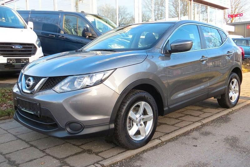 Grau Gebraucht 2014 Nissan Qashqai Visia SUV | 9.599 € (Fairer Preis) - Bild 1/4