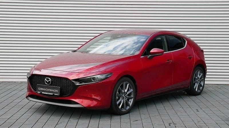 Gebraucht Mazda 3 Selection 122 PS (89 kW) 2022 Rot Limousine