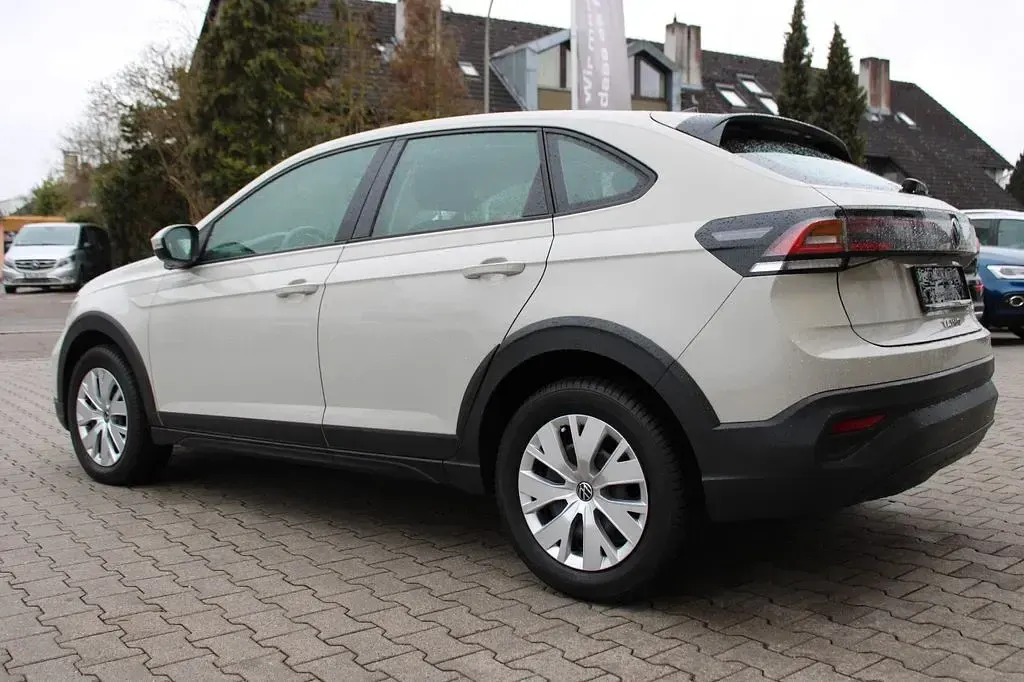 Gebraucht VW Taigo 95 PS (69 kW) 2023 Grau SUV