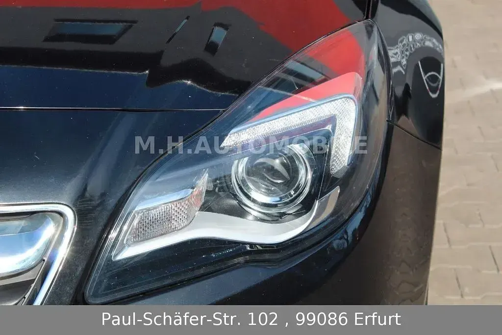 Gebraucht Opel Insignia Edition 136 PS (100 kW) 2016 Schwarz Limousine