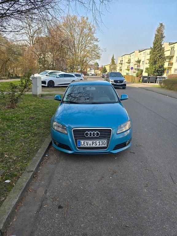 Gebraucht Audi A3 102 PS (75 kW) 2009 Blau Kleinwagen