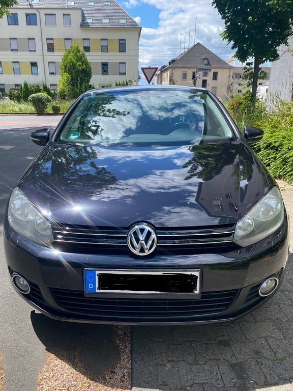 Schwarz Gebraucht 2011 VW Golf VI Style Limousine | 5.950 € (Fairer Preis) - Bild 1/4