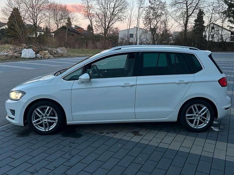 Gebraucht VW Golf VII Highline 125 PS (91 kW) 2014 Weiß Kombi