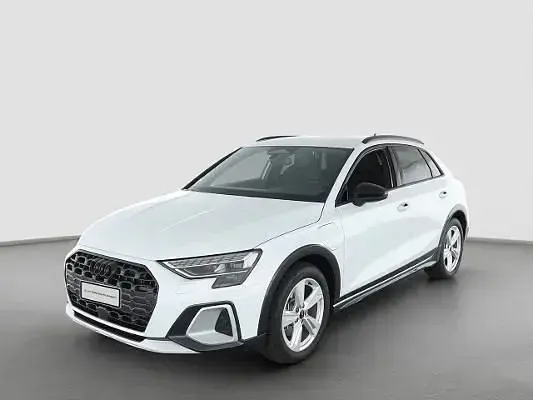 Gebraucht Audi A3 S-Line 204 PS (150 kW) 2025 Weiß Limousine