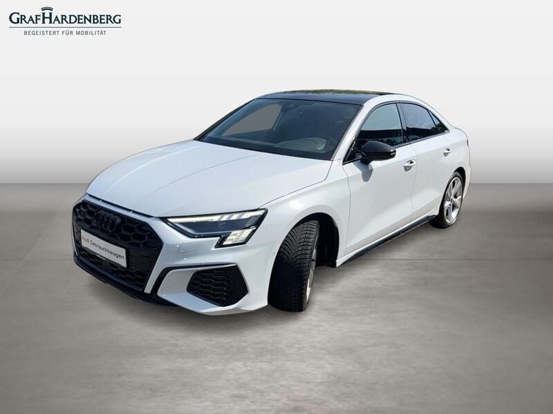 Weiß Gebraucht 2022 Audi S3 Sport Limousine | 40.888 € (Fairer Preis) - Bild 1/4