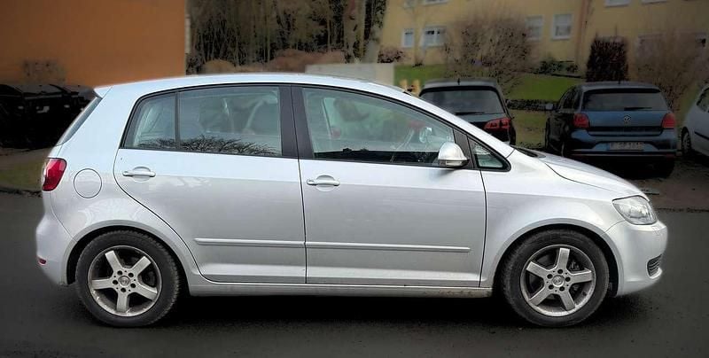 Gebraucht VW Golf VI Trendline 122 PS (89 kW) 2009 Silber Kleinwagen