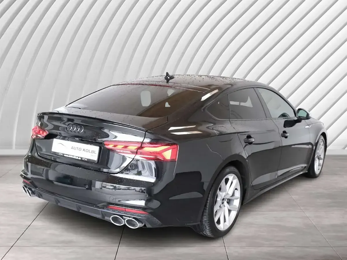 Gebraucht Audi S5 Sportback Sport 341 PS (250 kW) 2023 Mythosschwarz metallic Kleinwagen
