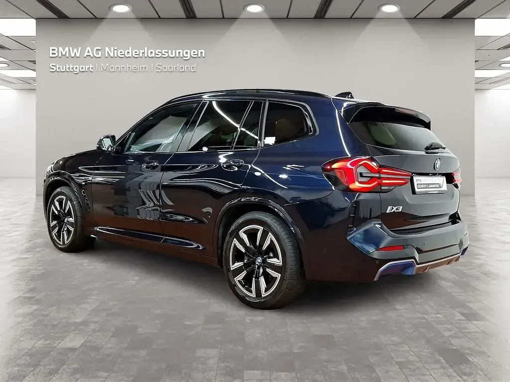 Gebraucht BMW iX3 M Sport 210 kW (286 PS) 2023 Schwarz SUV