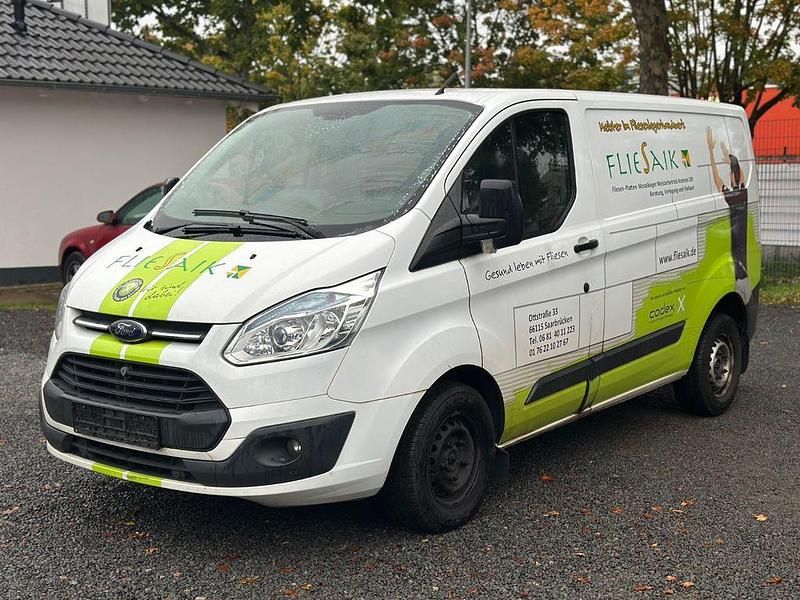 Weiß Gebraucht 2016 Ford Transit Custom Trend Van / Kleinbus | 5.990 € - Bild 1/4