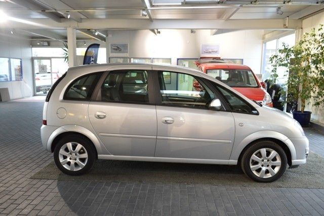 Gebraucht Opel Meriva Cosmo 125 PS (91 kW) 2006 Silber metallic Van / Kleinbus