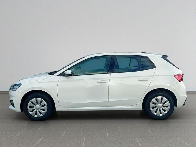 Neu Skoda Fabia Essence 80 PS (58 kW) 2025 Weiß Limousine