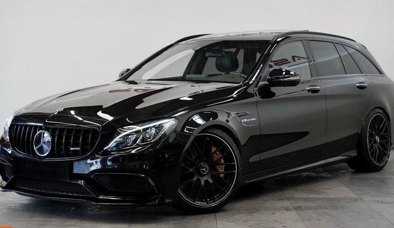 Schwarz Gebraucht 2017 Mercedes C63S AMG AMG Kombi | 44.999 € (Fairer Preis) - Bild 1/4