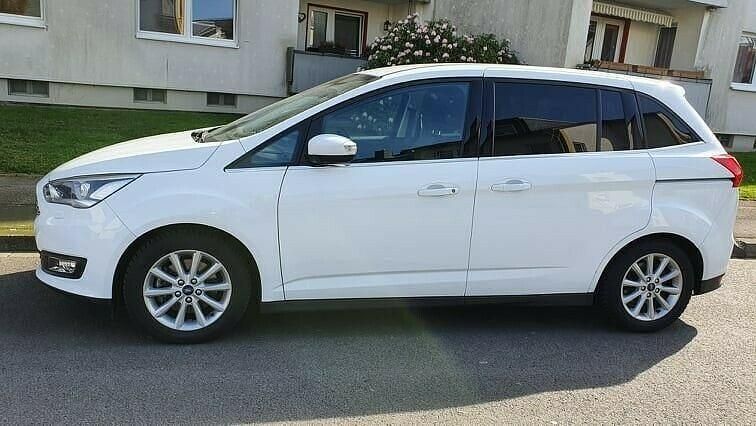 Gebraucht Ford Grand C-Max Titanium 150 PS (110 kW) 2019 Weiß Van / Kleinbus
