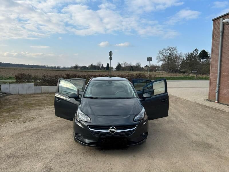 Grau Gebraucht 2016 Opel Corsa Active Limousine | 9.100 € (Etwas zu teuer) - Bild 1/4