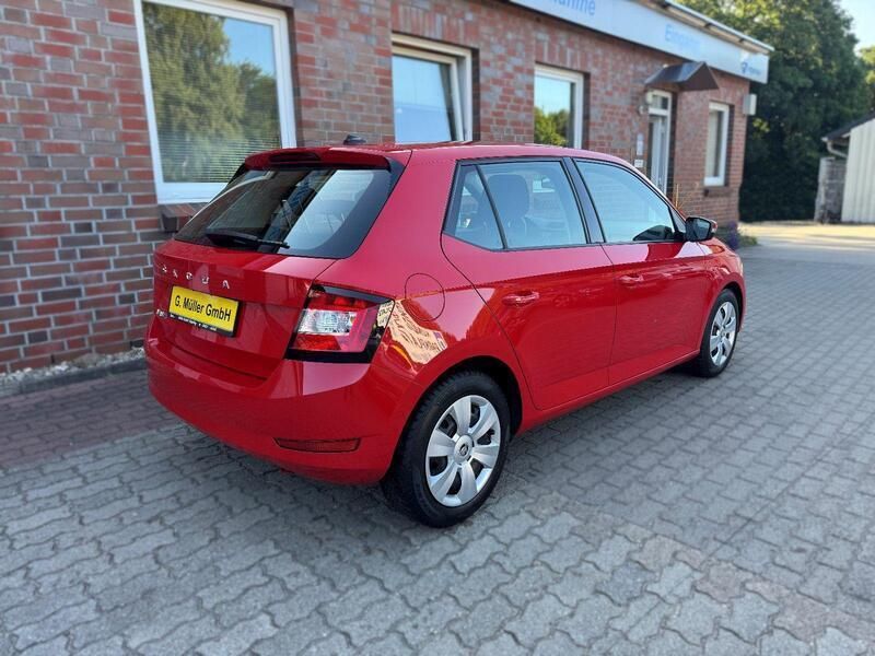 Gebraucht Skoda Fabia 60 PS (44 kW) 2021 Rot Kleinwagen