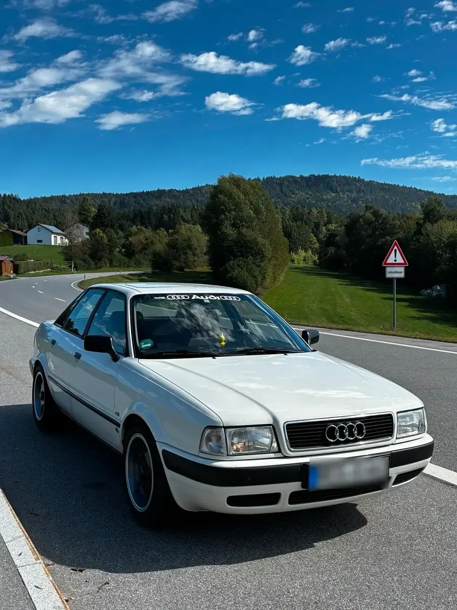 Gebraucht Audi 80 Sport 90 PS (66 kW) 1993 Weiß Limousine
