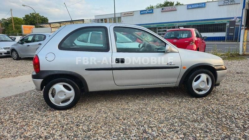Gebraucht Opel Corsa 60 PS (44 kW) 1997 Grau Kleinwagen