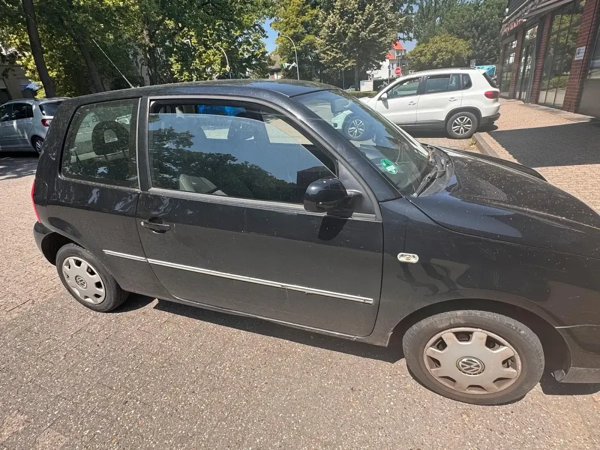 Gebraucht VW Lupo 50 PS (36 kW) 2002 Schwarz Kleinwagen
