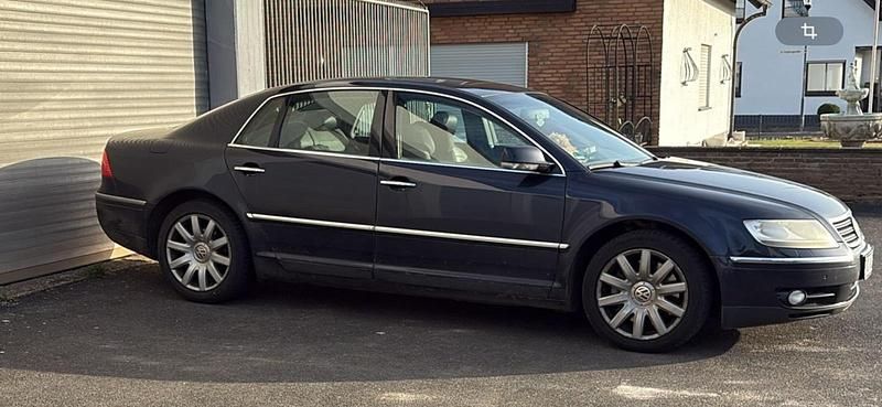Gebraucht VW Phaeton 239 PS (175 kW) 2007 Blau Limousine