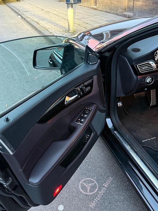 Gebraucht Mercedes CLS350 265 PS (194 kW) 2012 Schwarz Coupé