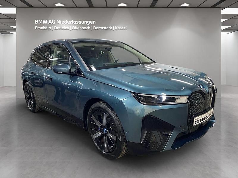 Gebraucht BMW iX Sport Line 239 kW (326 PS) 2022 Blau SUV