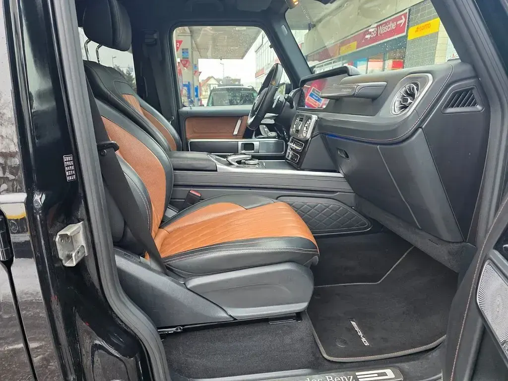 Gebraucht Mercedes G500 AMG 421 PS (309 kW) 2022 Schwarz SUV