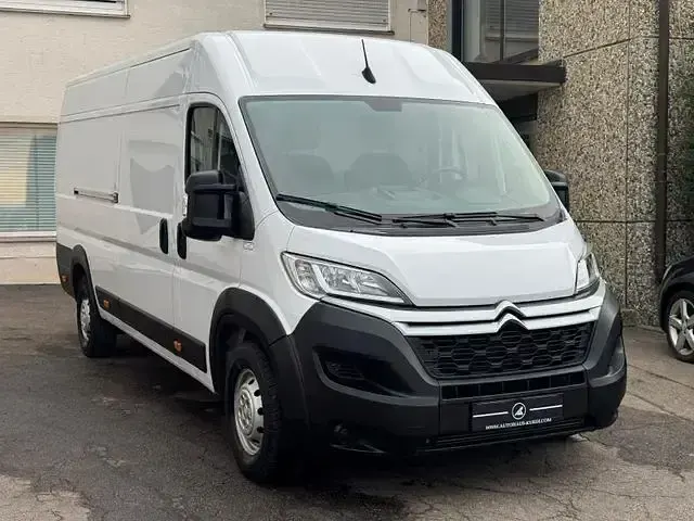 Gebraucht Citroën Jumper 165 PS (121 kW) 2024 Weiß Van / Kleinbus