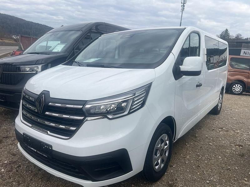 Arktisweiß (weiß) Neu 2025 Renault Trafic Van / Kleinbus | 41.546 € (Teuer) - Bild 1/4