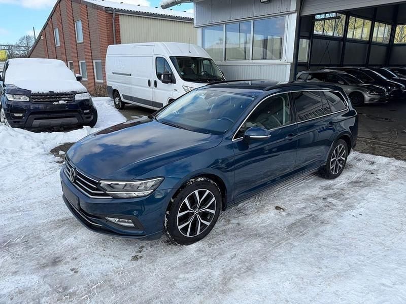 Gebraucht VW Passat Business 122 PS (89 kW) 2022 Blau Kombi