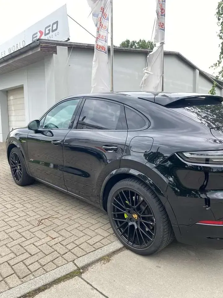 Gebraucht Porsche Cayenne 333 PS (244 kW) 2021 SUV