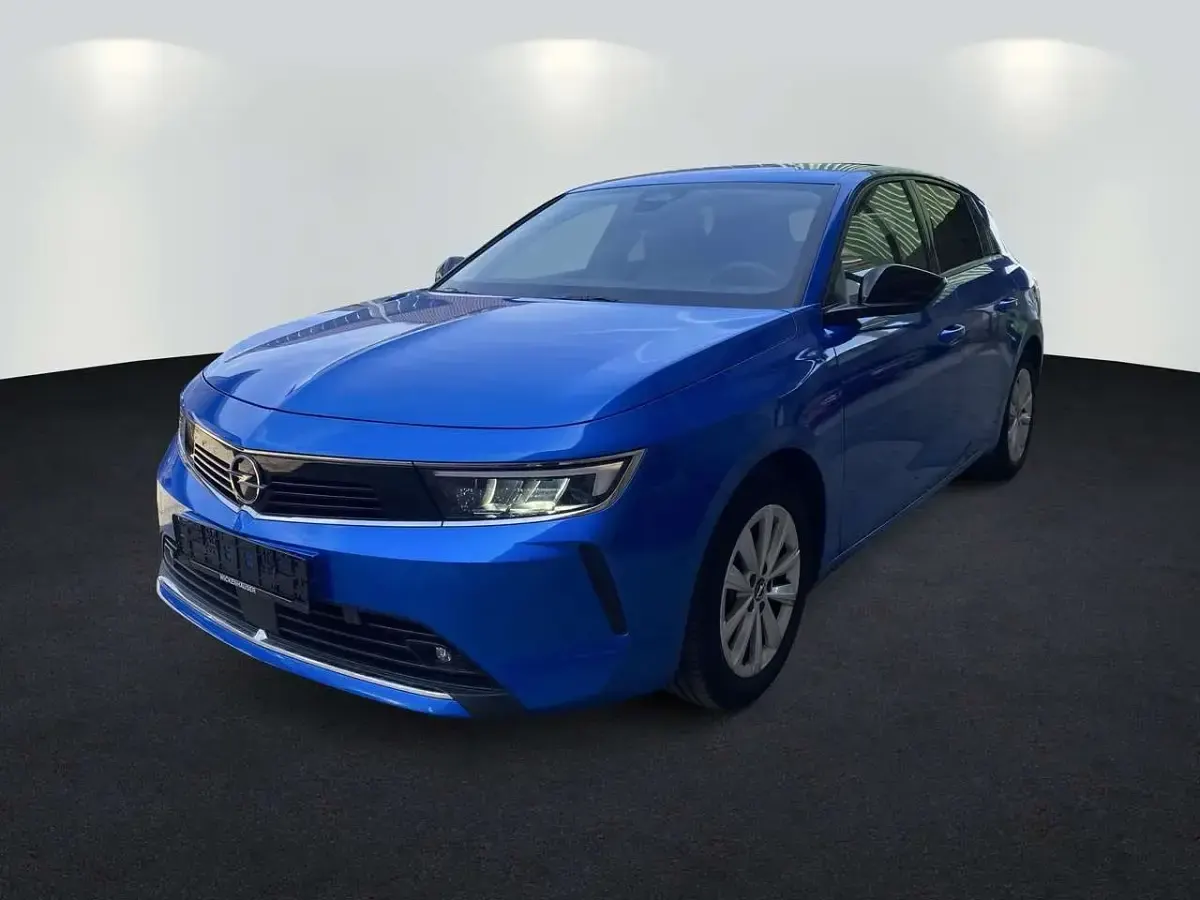 Gebraucht Opel Astra Enjoy 110 PS (80 kW) 2023 Kobalt blau/vertigo blau Kleinwagen