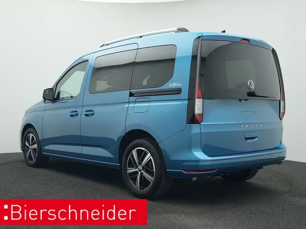 Gebraucht VW Caddy Goal 122 PS (89 kW) 2024 Rot Van / Kleinbus