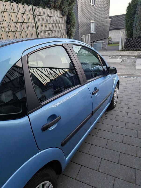 Gebraucht Citroën C3 88 PS (64 kW) 2006 Blau Kleinwagen