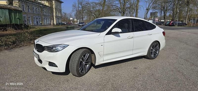 Weiß Gebraucht 2016 BMW 318 Gran Turismo M Sport Limousine | 15.000 € (Guter Preis) - Bild 1/4