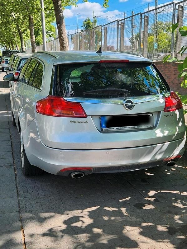 Silber Gebraucht 2009 Opel Insignia Kombi | 1.880 € (Superpreis) - Bild 1/4