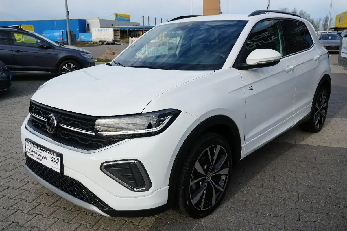 Gebraucht VW T-Cross Pro 116 PS (85 kW) 2025 Weiß SUV